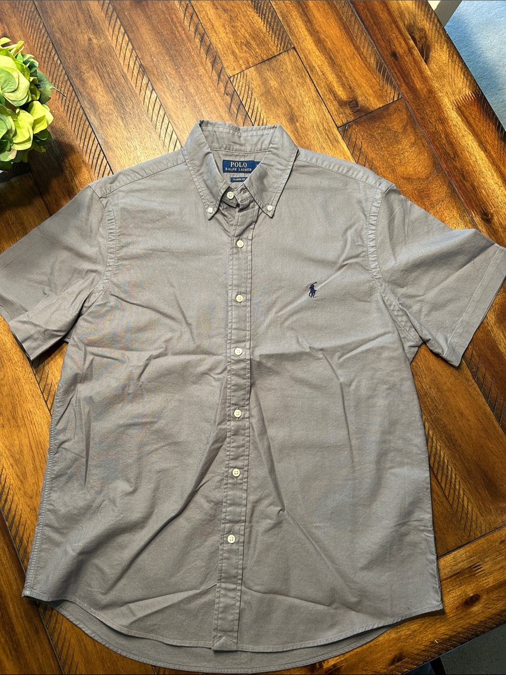 Polo by Ralph Lauren Men's Short-Sleeve Button-Down in Light Gray Classic Fit L